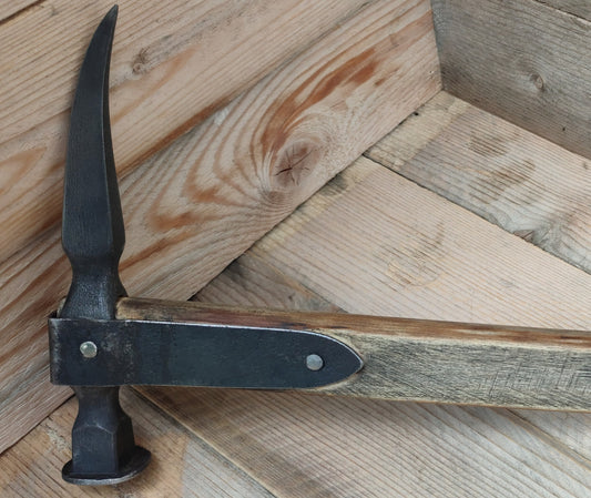 Marteau de guerre bec de corbeau